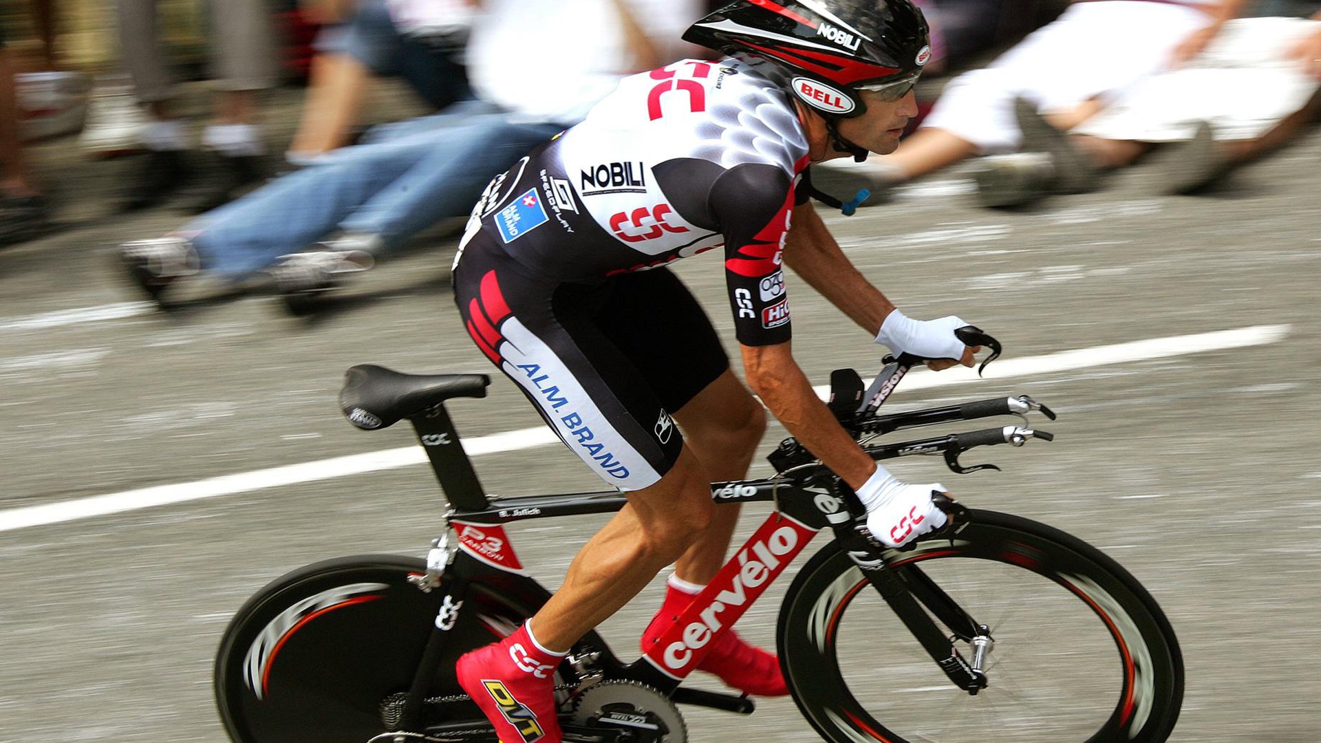 欧冠十六强首回合:拜仁主场1比0国米 双方90分钟互相“慎重试探”