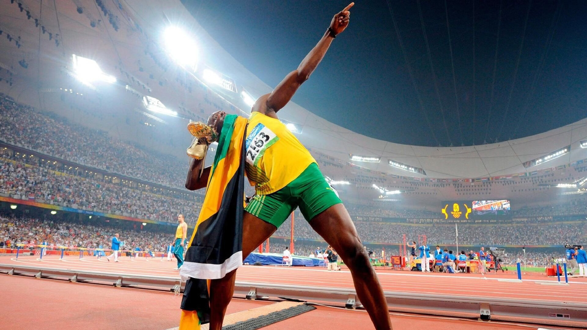 欧冠半决赛首回合:国米1比0本菲卡 防线如长城青年军几无良机